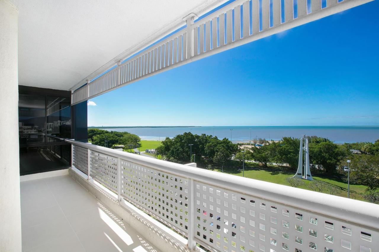Cairns Luxury Seaview Apartment Exteriér fotografie